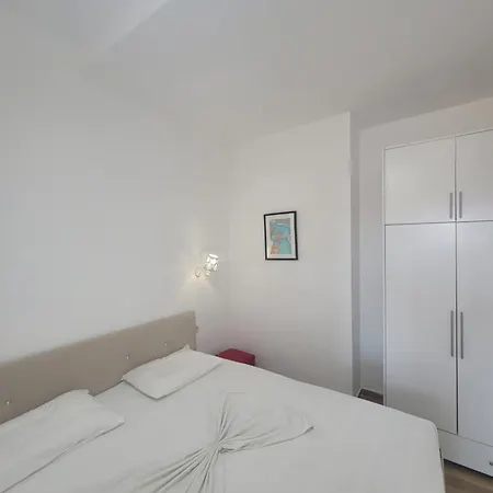 Sunny Balcony Apartament