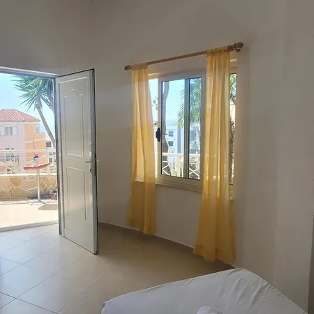 Sunny Balcony Apartament